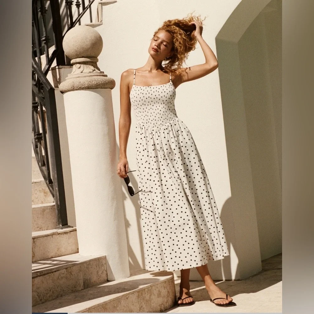 Abercrombie & Fitch | Dresses | Af Dippedwaist Smocked Midi Skirt | Poshmark Abercrombie & Fitch | Dresses | Af Dippedwaist Smocked Midi Skirt | Poshmark